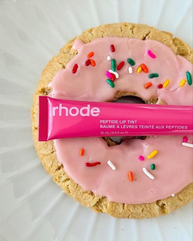لیپ گلاس sugar cookie rhode🍧