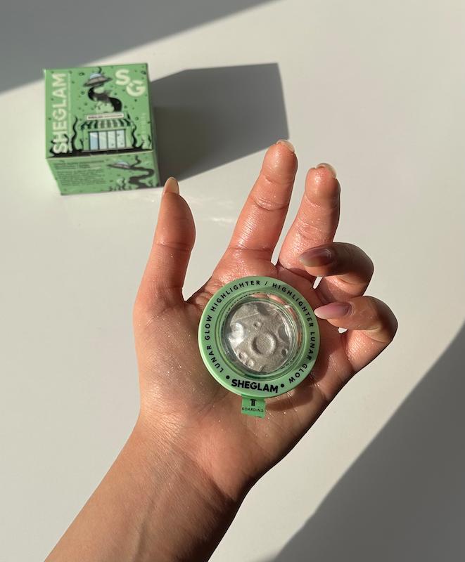 هایلایتر فضایی شیگلم Lunar Glow Highlighter / Highlighter Lunar Glow