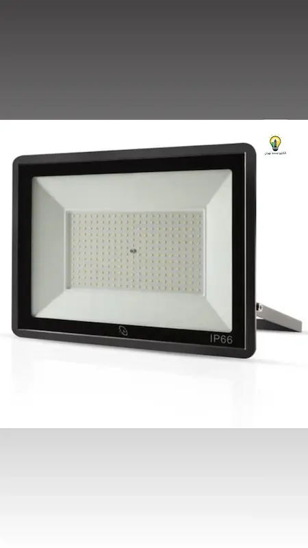 پروژکتور۳۰۰وات شاهچراغ