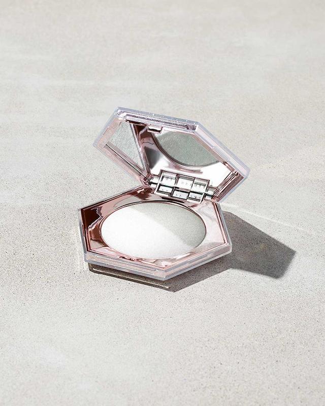 هایلایتر دیاموند بمب فنتی بیوتی | Fenty Beauty Diamond Bomb All-Over Diamond Veil