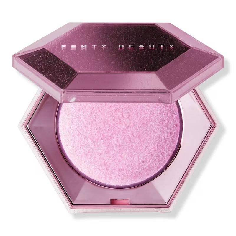 هایلایتر لاوندر لاوور فنتی بیوتی دایموند بمب💜 | Fenty Beauty Diamond Bomb Highlighter – Lavender Luv'r
