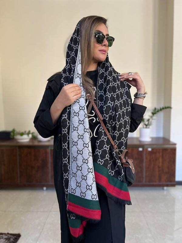 شال موهر گوچي سفيد مشكي