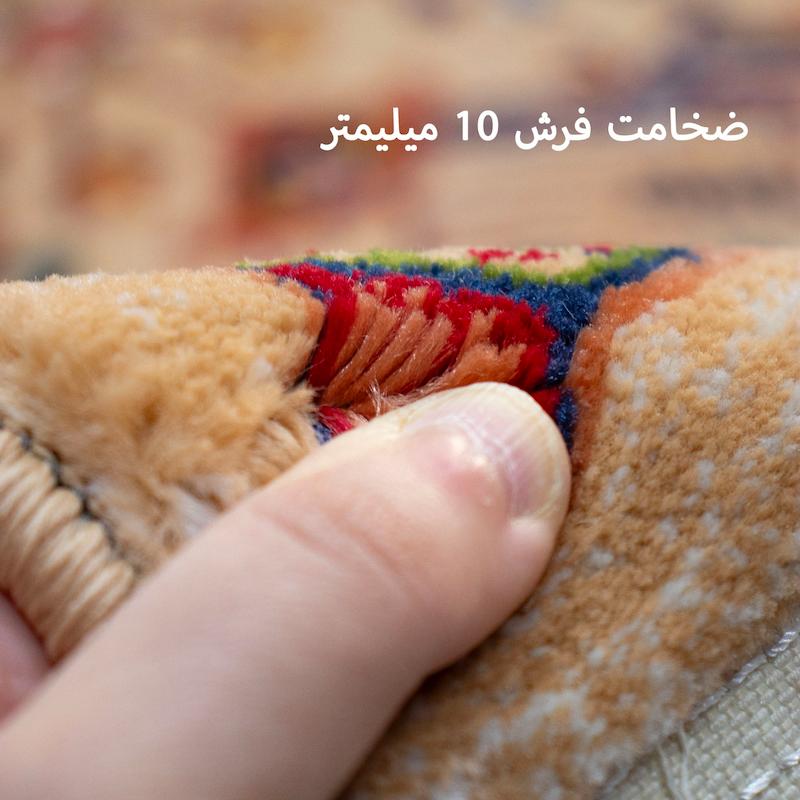 فرش قشقائی دستبافتگونه گندمی 700شانه برند بزرگمهر کد71150 
