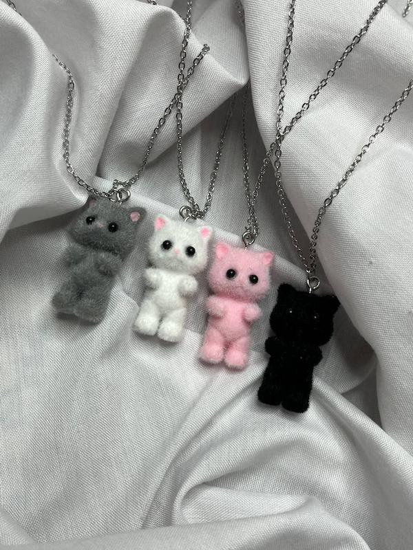 گردنبند پیشی مخملی