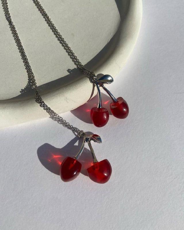 گردنبند گیلاسی