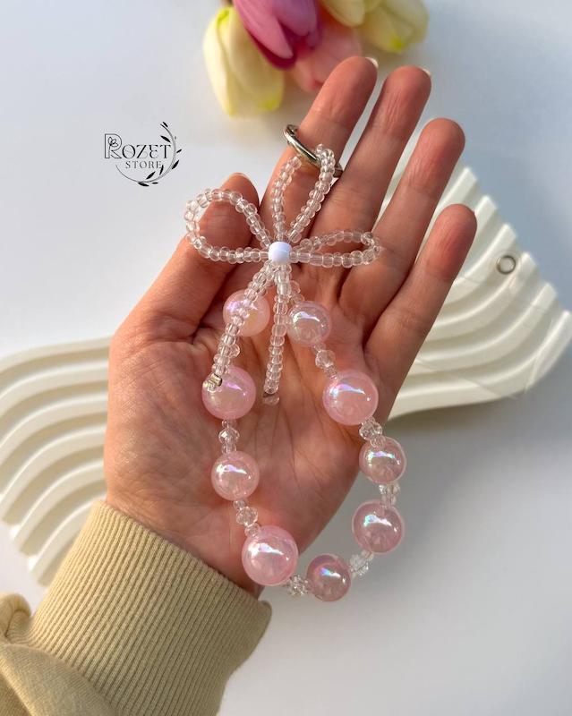 آویز پاپیون