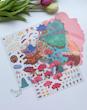 استیکر ۳ بعدی اقامتگاه کوه چای و بهار در باغ(۲ ورق استیکر و ۱ کارت صحنه)