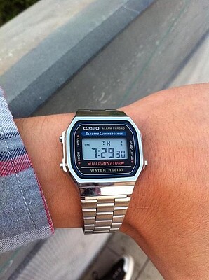 ساعت کاسیو casio نقره ای