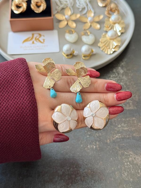 گوشواره گل با آویز فیروزه