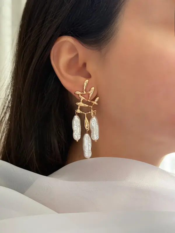 گوشواره شاخه طلایی و مروارید