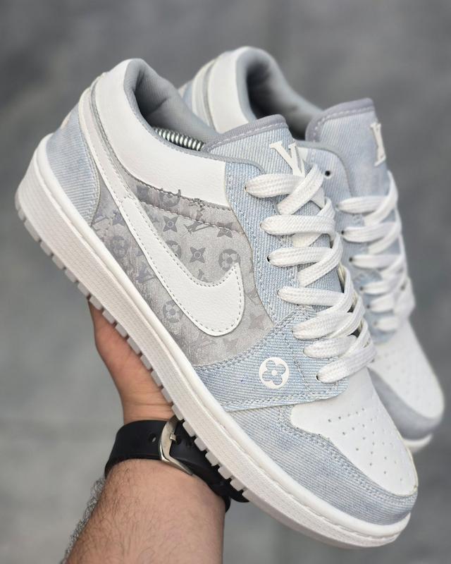 کتونی جردن LV ابی Nike jordan