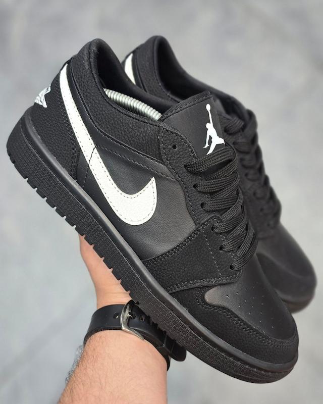 کتونی جردن مشکی نایک سفید Nike jordan