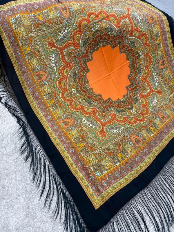 روسری ترکمن اصل پشمي کد ۸۰۳
