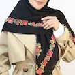 روسری نخی مشکی گلدار 