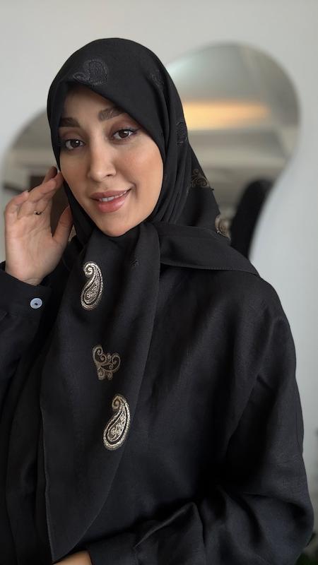 روسري كرپ نخ گل برجسته