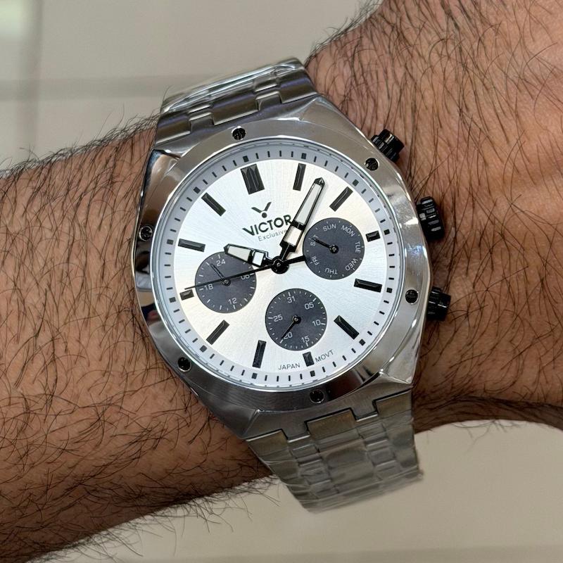 ساعت مچی اورجینال مردانه ویکتور VICTOR 5745