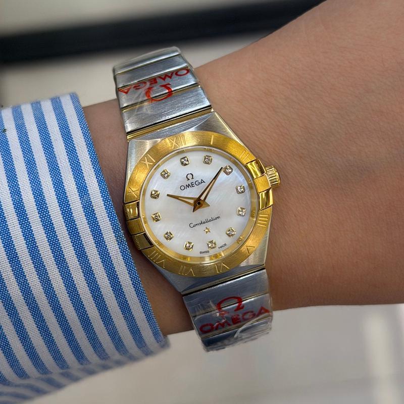 ساعت مچی زنانه امگا omega constellation