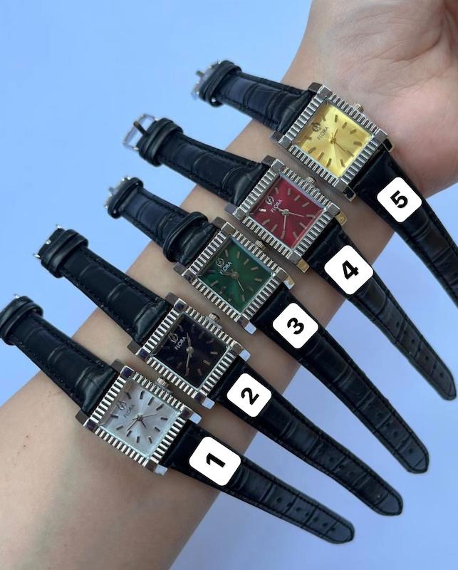 ساعت مچی زنانه فلورا چرمی طرح تانک