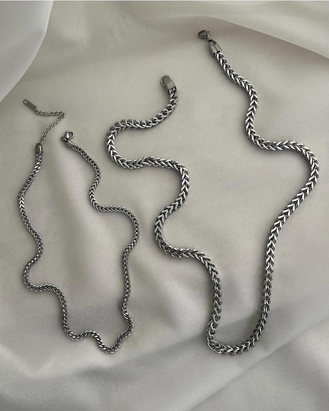 گردنبند جناقی