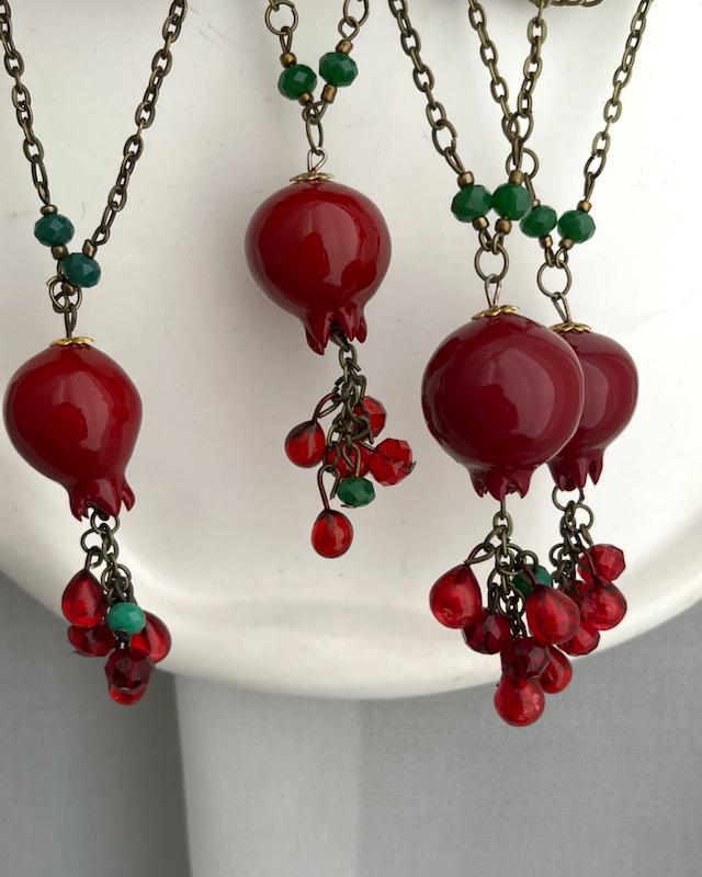 گردنبند انار