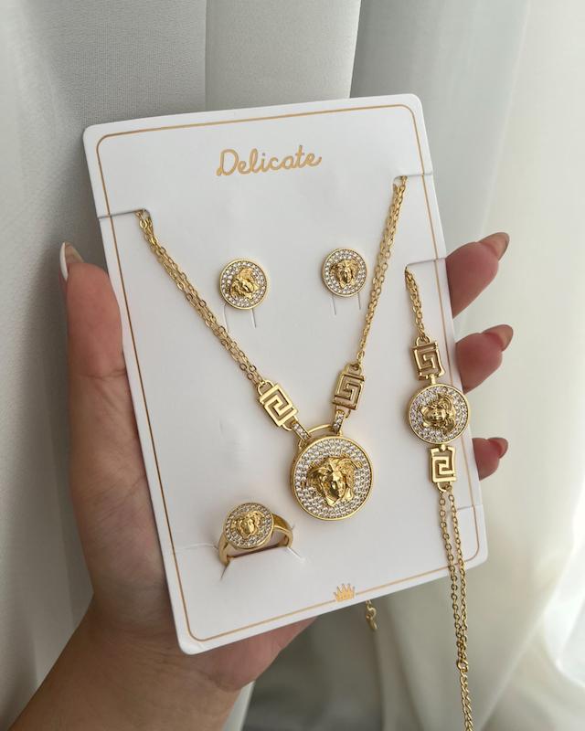 سرویس ورساچه