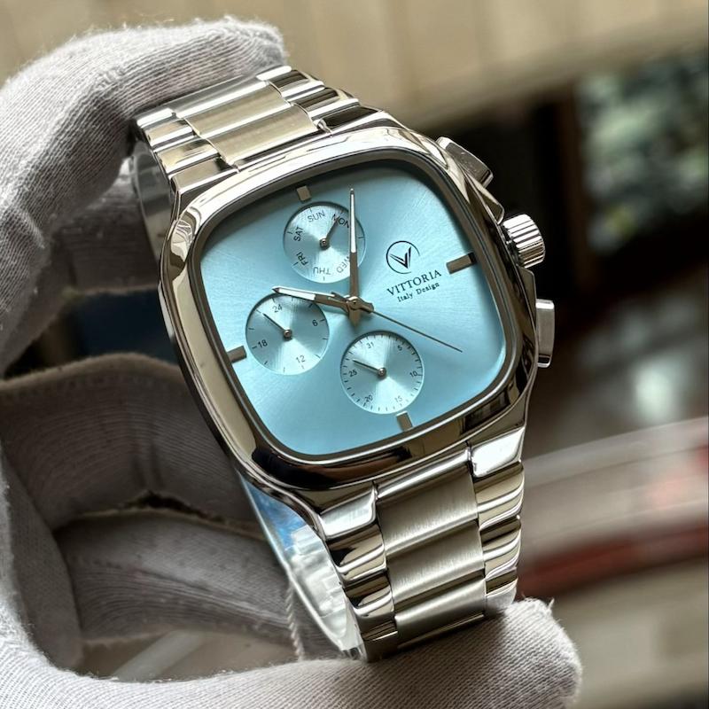 ساعت ویتوریا مربعی مردانه سه موتوره رفرانس VT3185