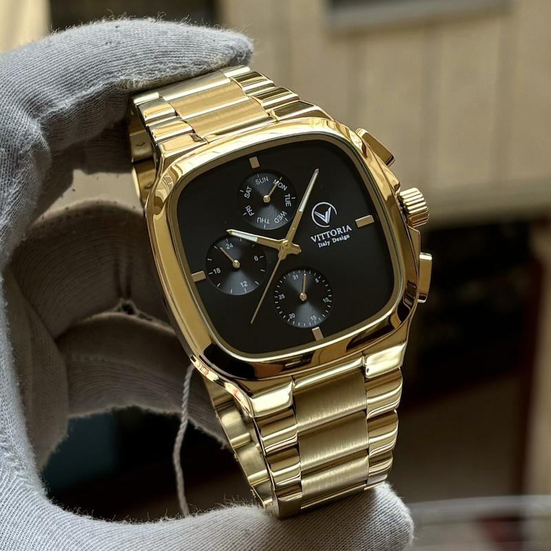 ساعت ویتوریا مربعی مردانه سه موتوره رفرانس VT3185