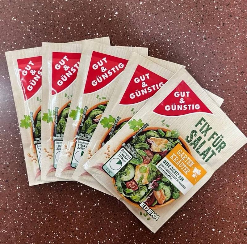 چاشنی سالاد