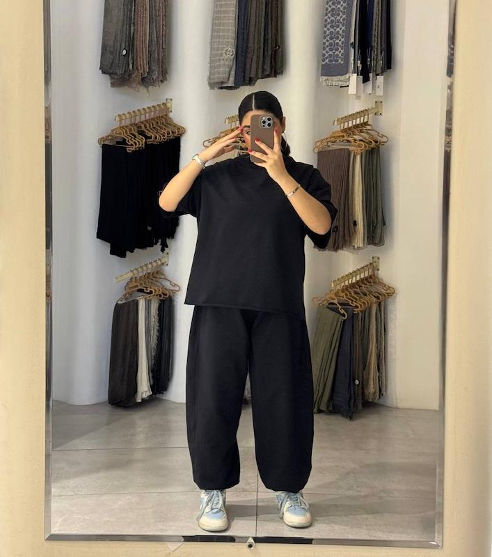 تیشرت و جاگر لارا🖤