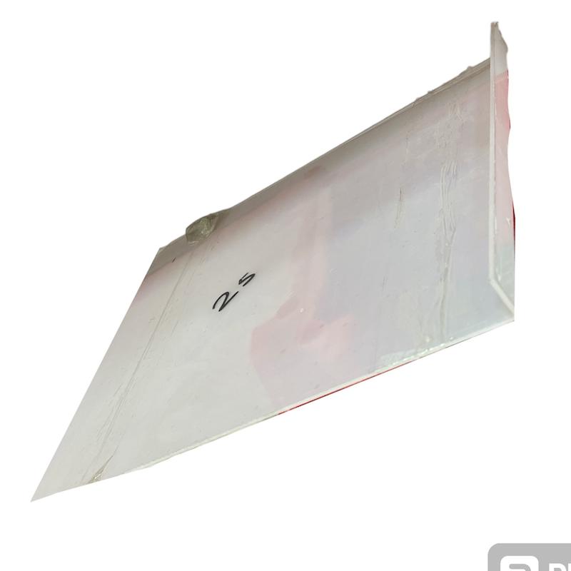 پلکسی لای شیشه