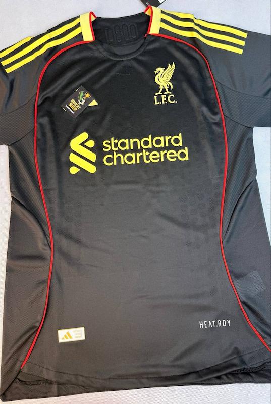 کیت چهارم لیورپول ۲۰۲۵/۲۶