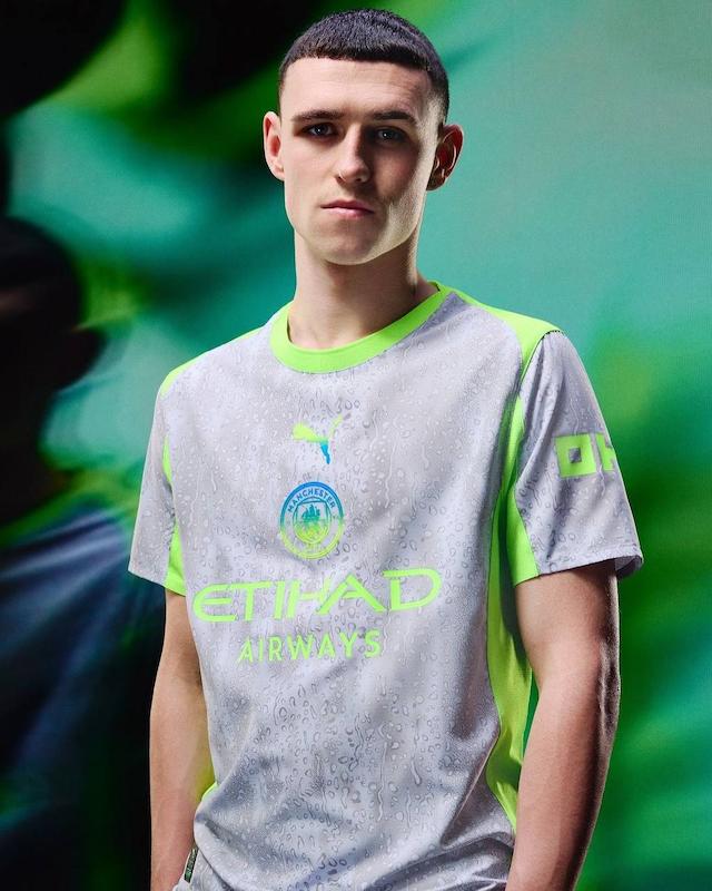 کیت سوم من سیتی ۲۰۲۵/۲۶