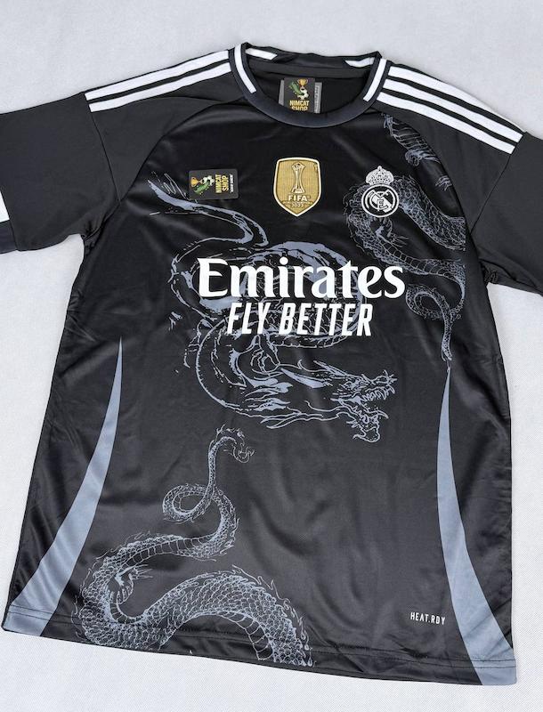 ست پیراهن و شورت رئال مادرید دراگون ورژن اسپشیال 