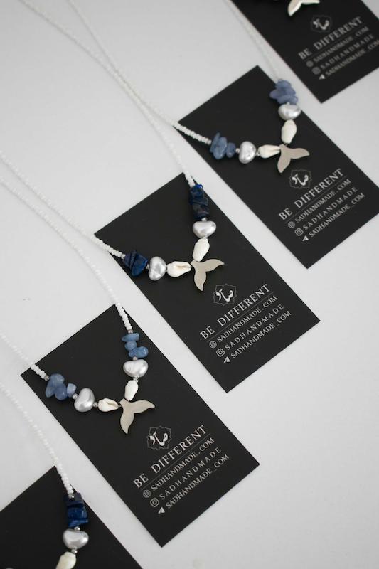 گردنبند دم وال استیل و سنگ آکوامارین