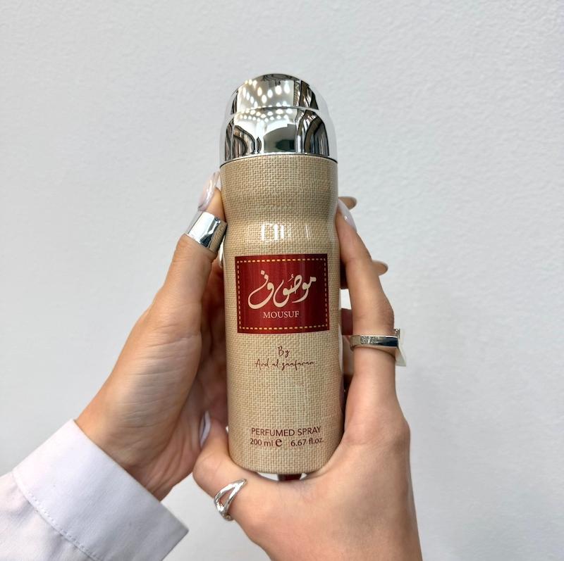 اسپری خوشبوکننده بدن موصوف قهوه ای