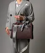 کیف زنانه دستی و دوشی زرشکی طرح کروکودیل