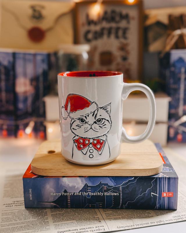 ماگ پیشی🐱🎅🏻