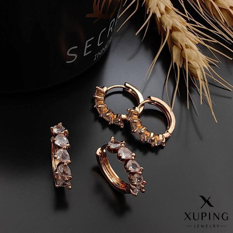 گوشواره حلقه ای نگین دار