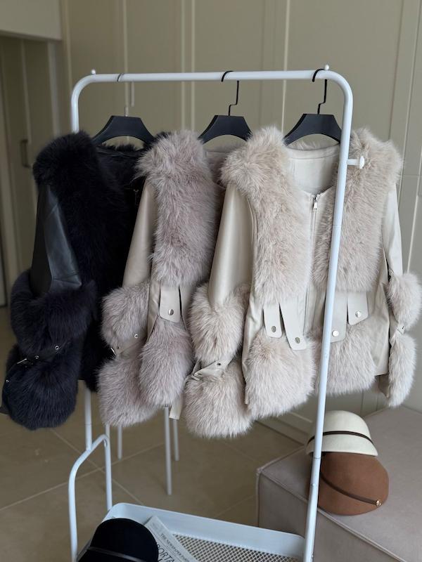 کت خز و‌چرم