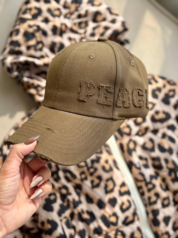 کلاه کپ قهوه ای