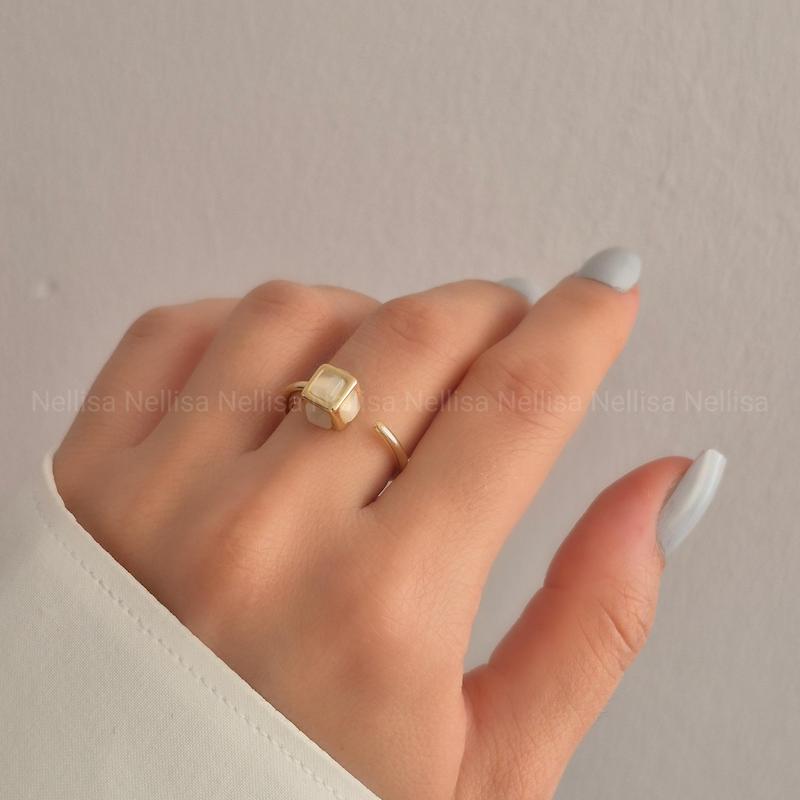 انگشتر زنانه مدرن مکعب - کد 8715