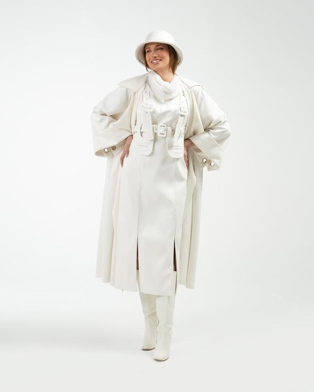 ست مانتو سفید و پیراهن چرم و جلیقه چرم White1