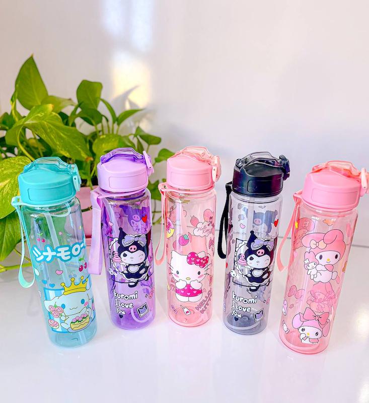 قمقمه شفاف سانریو