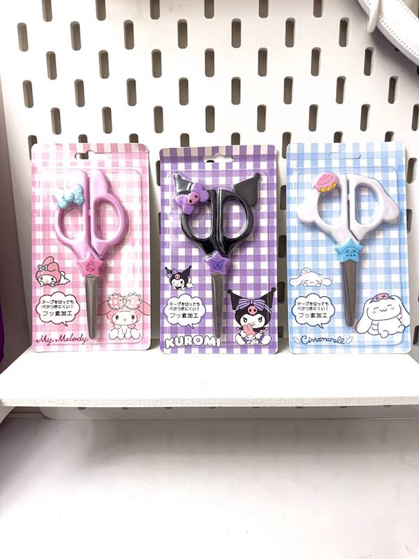 قیچی اورجینال سانریو💜💙🩷