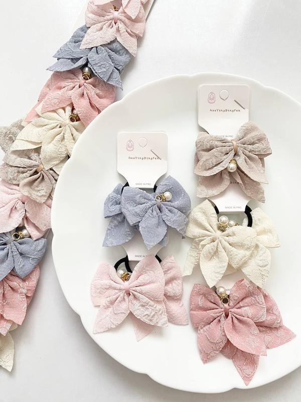 کش پاپیون مروارید ۱۷۰۵