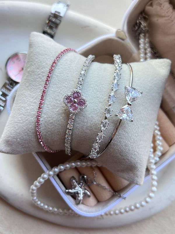 بنگل استیل نگینی ۱۳۱۸