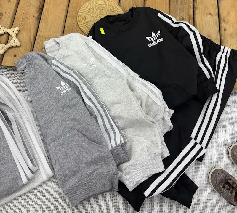 ست ادیداس ۱۴۲۵