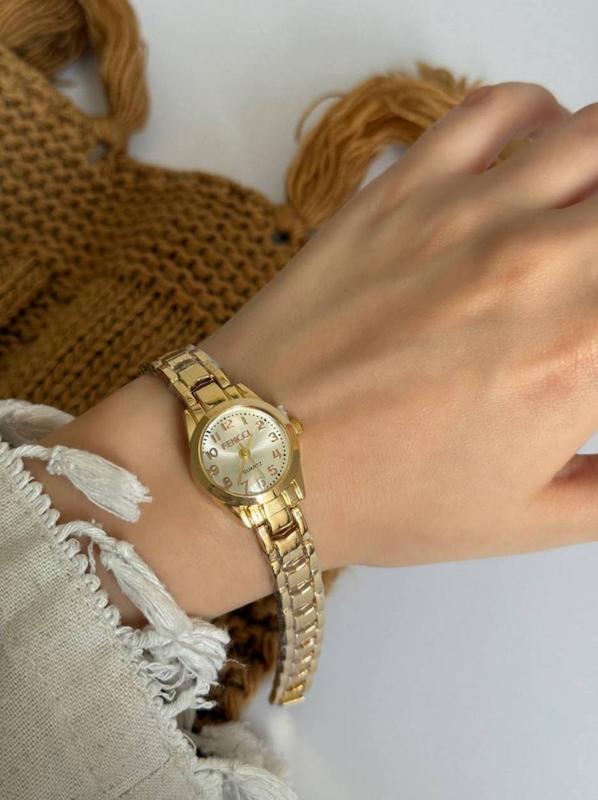 ساعت فنسی نیاز ۱۶۸۶