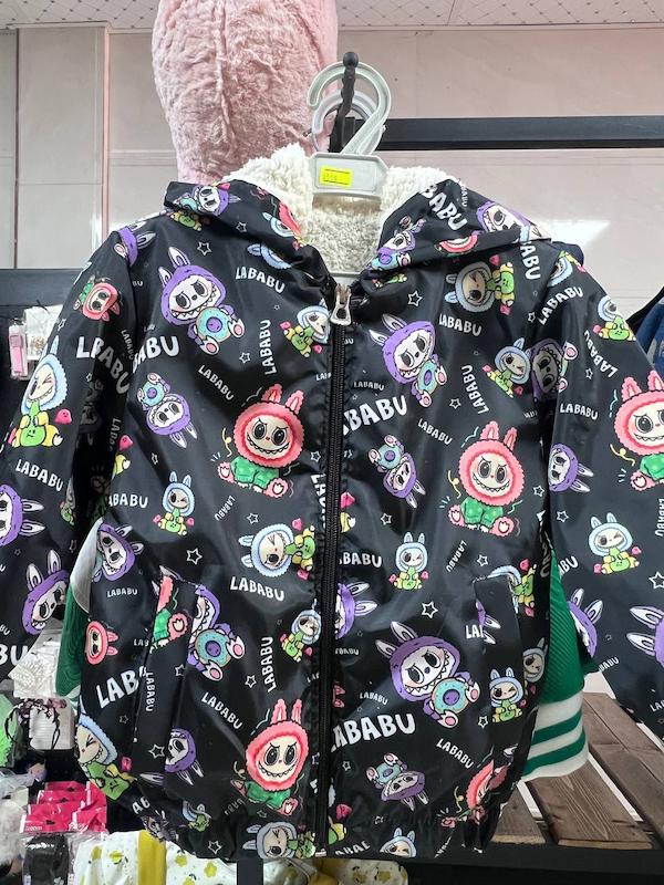 سوئیشرت لبوبو مشکی ۱۳۰۳