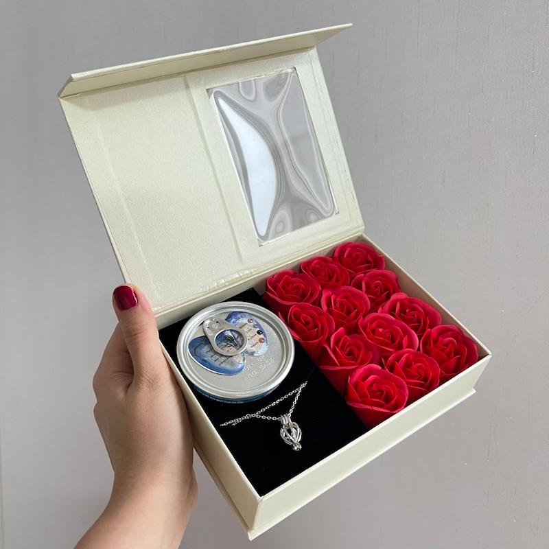باکس گل مروارید سفید 
